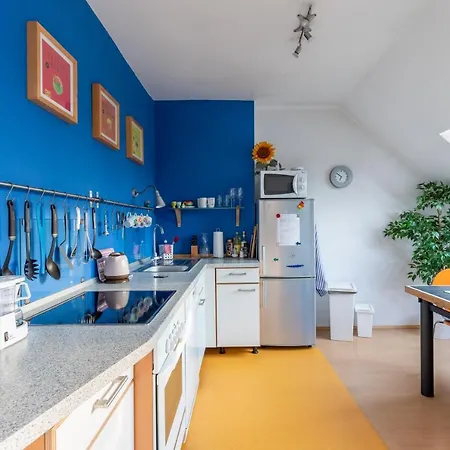 Andreas' Dachwohnung Mit Terrasse Appartamento