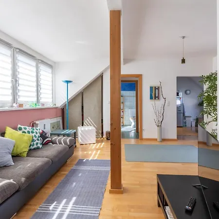 Andreas' Dachwohnung Mit Terrasse * Graz
