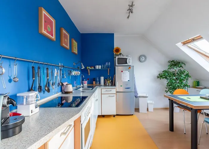 Andreas' Dachwohnung Mit Terrasse Апартаменты